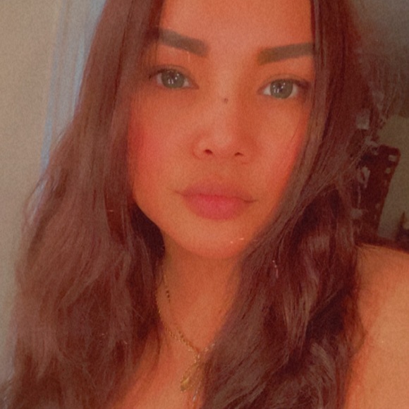 Meet your Posher, Angelina - Picture 1 of 1